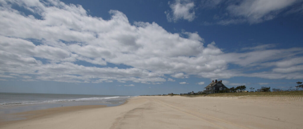 Wainscott Beach looking west