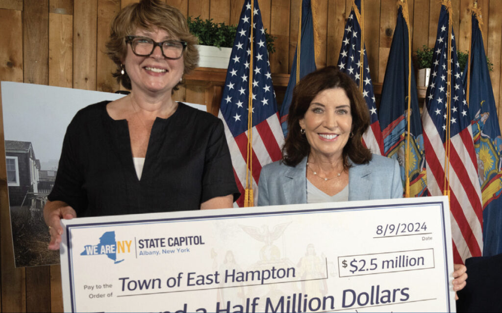 Kathee and Governor Hochul